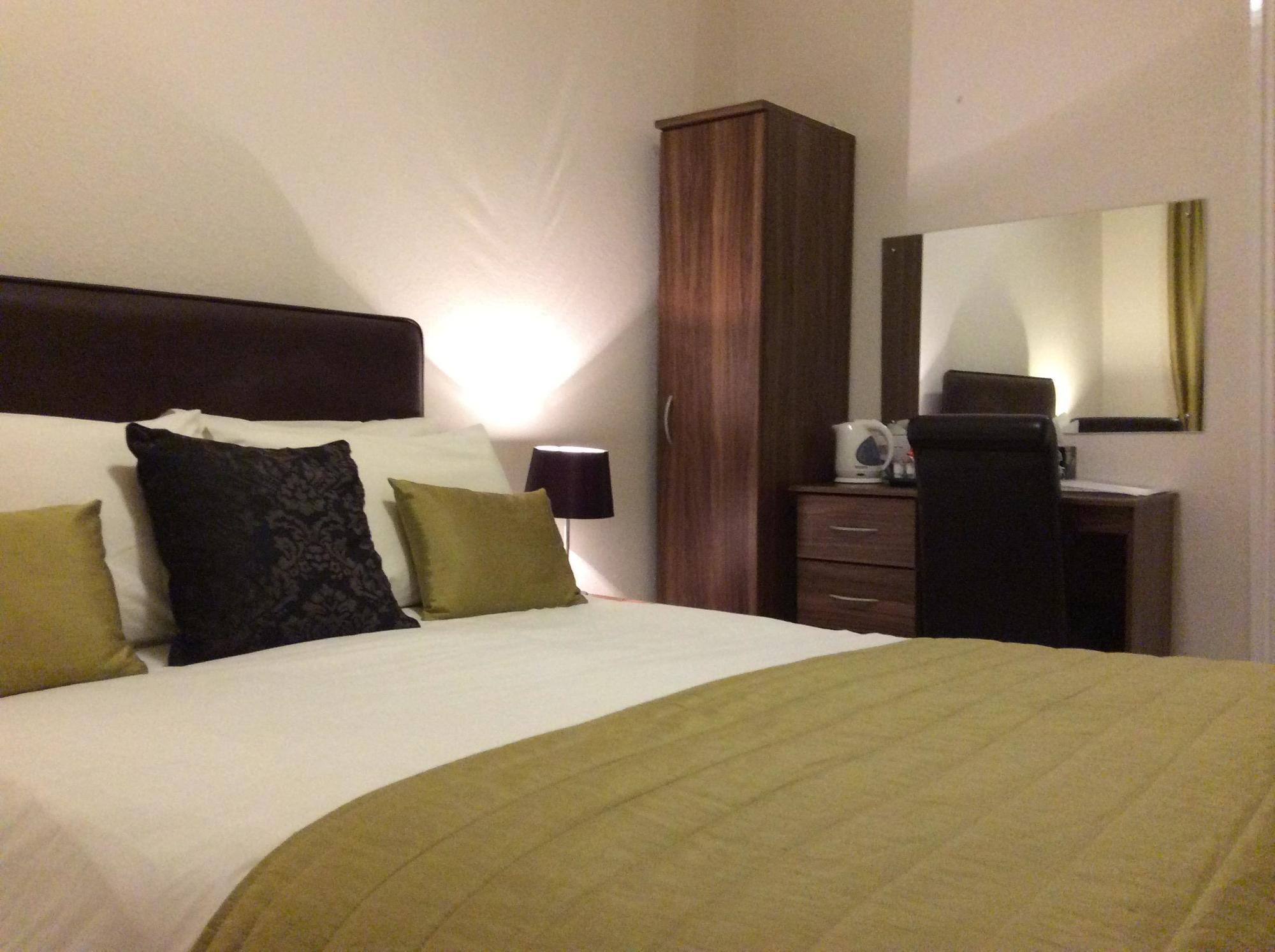 The Oakwheel Hotel Scarborough Bagian luar foto